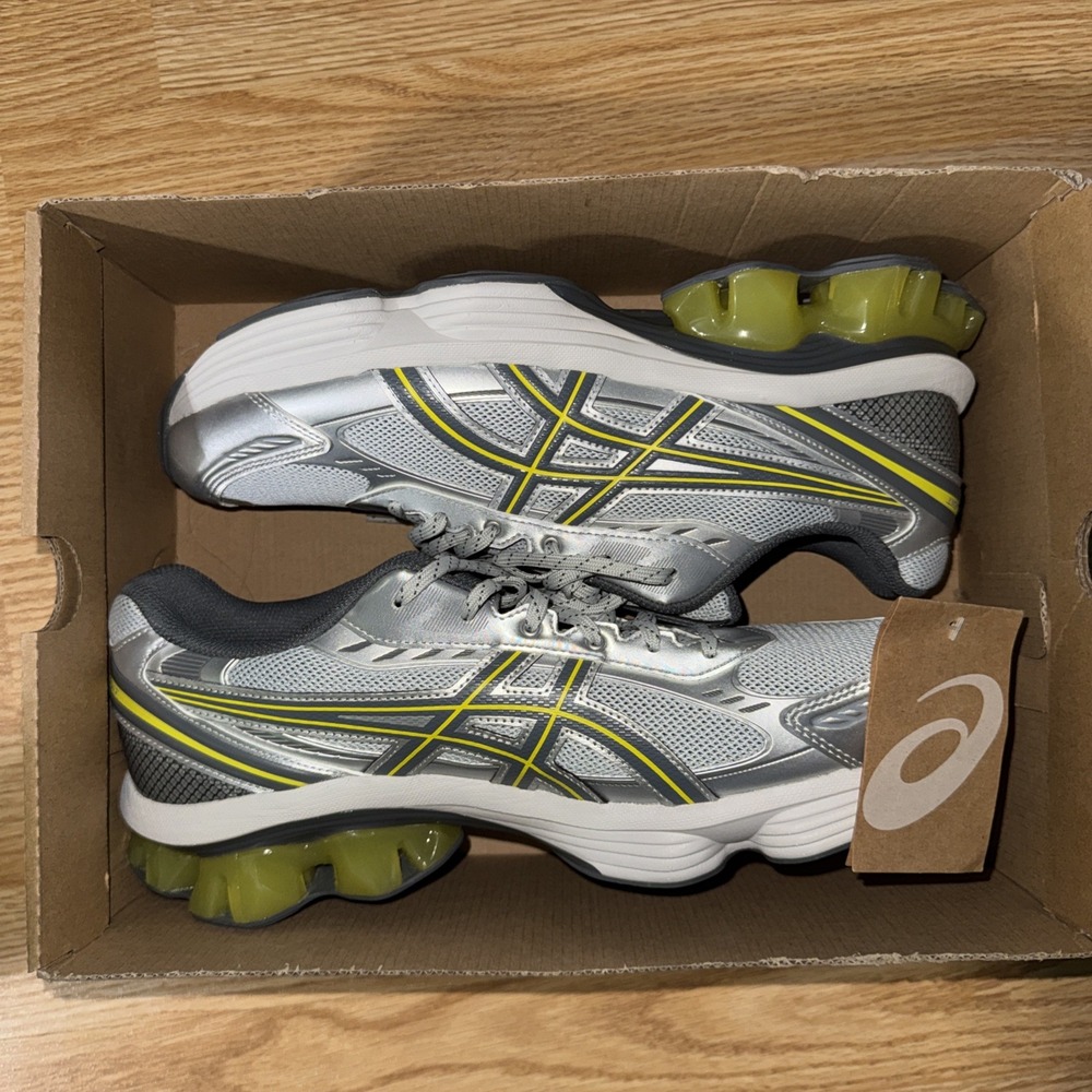 Mens Sz 11.5 ASICS Gel-Kinetic Fluent Glacier Grey Steel Grey 1203A591-020 Shoes